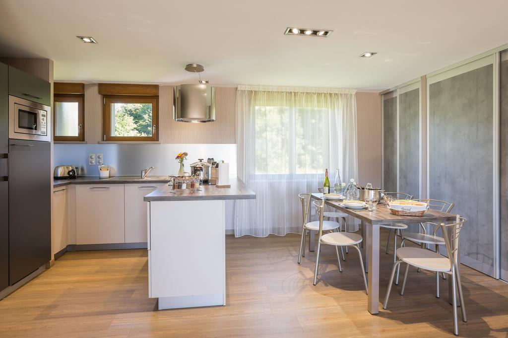 Logis Hotel Le Relais Du Bois Vialotte Le Chambon-sur-Lignon Bagian luar foto