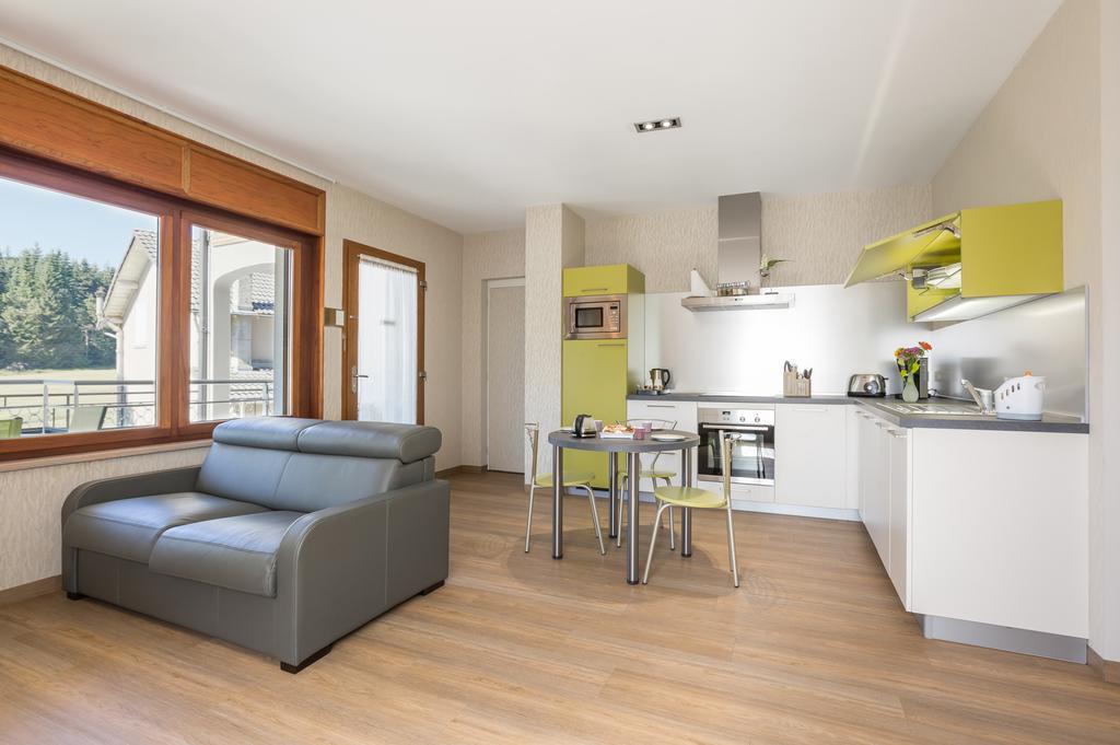 Logis Hotel Le Relais Du Bois Vialotte Le Chambon-sur-Lignon Bagian luar foto