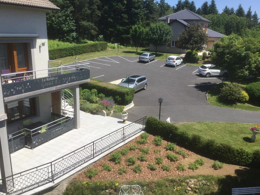 Logis Hotel Le Relais Du Bois Vialotte Le Chambon-sur-Lignon Bagian luar foto